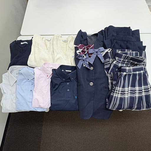 埼玉県 私立 山村学園高等学校 女子制服 冬服夏服セット シャツニット